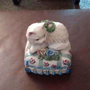 VINTAGE 1992 SCHMID BROTHERS MUSIC FIGURINE